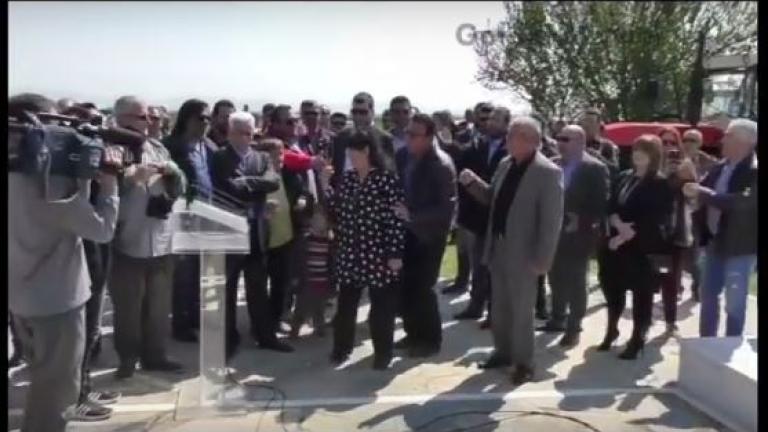 Άγριο πέσιμο αγροτών στη Βαγενά (βίντεο-φωτό)