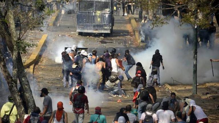 Τρεις νεκροί στις λεηλασίες και τις διαδηλώσεις για τα τρόφιμα στη Βενεζουέλα