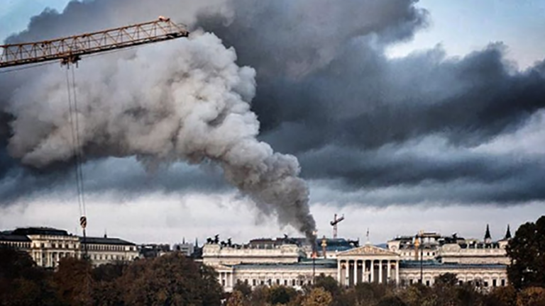 Καίγεται το κοινοβούλιο στη Βιέννη!