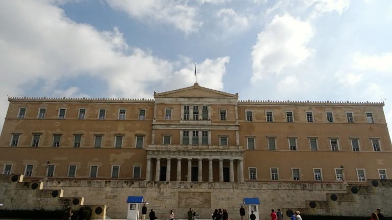 Η κυβερνητική αποτίμηση των επαφών για τον εκλογικό νόμο