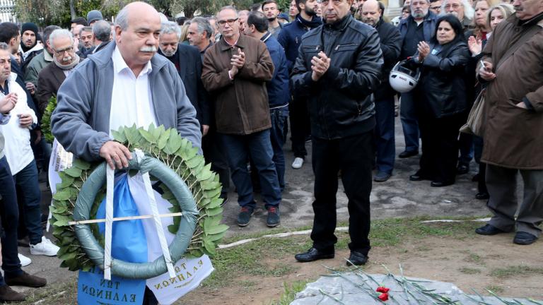 Ν. Βούτσης και Κ. Γαβρόγλου κατέθεσαν στεφάνια στο Πολυτεχνείο