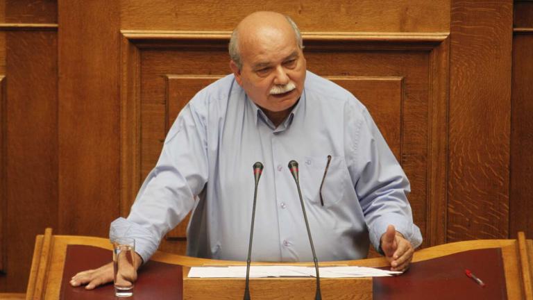 Βούτσης: «Θέση απόλυτη και όχι "ολίγον έγκυος", ολίγον αναλογικής»