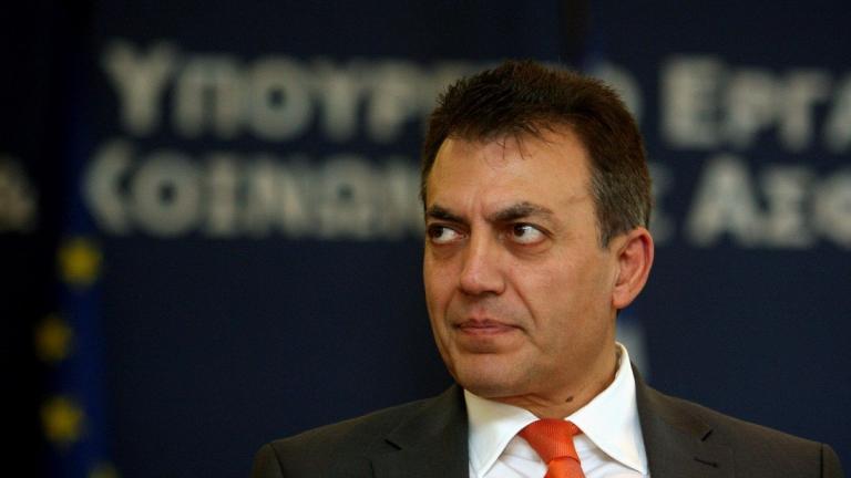 Βρούτσης: «Χάθηκαν στον δρόμο» τα δήθεν πλεονάσματα του ΕΦΚΑ