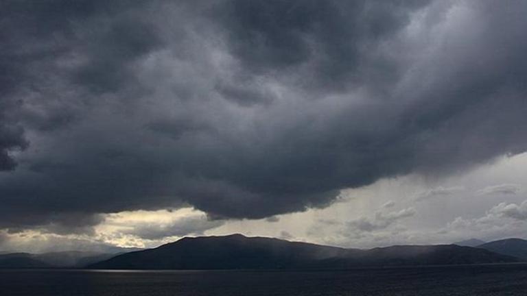 Δυσφορία,σκόνη, 38αρια και καταιγίδες συνθέτουν τον καιρό της Δευτέρας (11/09)-Δείτε την αναλυτική πρόγνωση