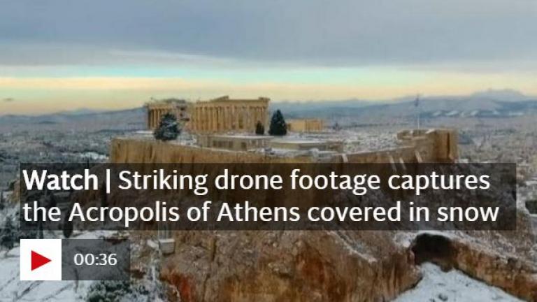 Θέμα στην Telegraph η χιονισμένη Αθήνα! (ΒΙΝΤΕΟ)