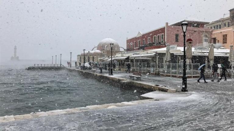 Χανιά: Σοβαρά προβλήματα στην κυκλοφορία από την κακοκαιρία
