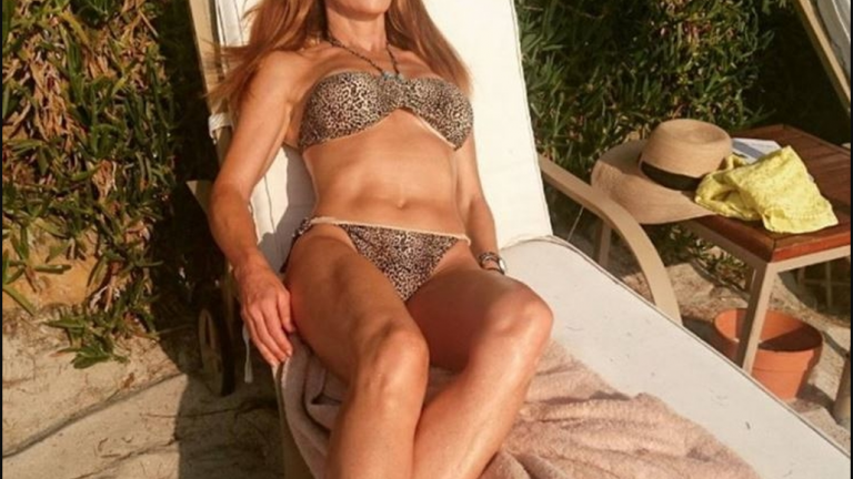 Βίκυ Χατζηβασιλείου: Η σέξι καλημέρα που «έριξε» το Instagram (ΦΩΤΟ)