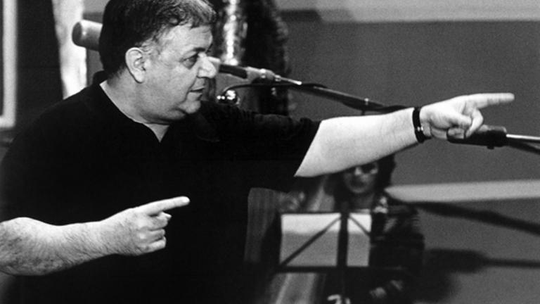 Σαν σήμερα «έφυγε» από τη ζωή ο Μάνος Χατζιδάκις - Ένα από τα ομορφότερα τραγούδια του