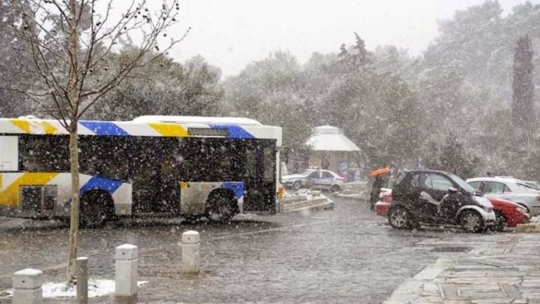 Κακοκαιρία: Πώς κινούνται τα λεωφορεία στην Αθήνα