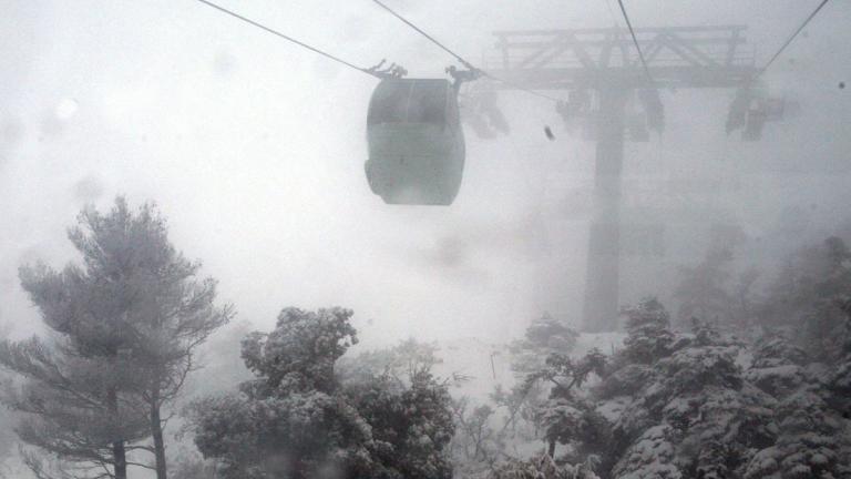 ΚΑΙΡΟΣ 22/12/2016: Χιόνια, ισχυροί άνεμοι και μικρή πτώση της θερμοκρασίας