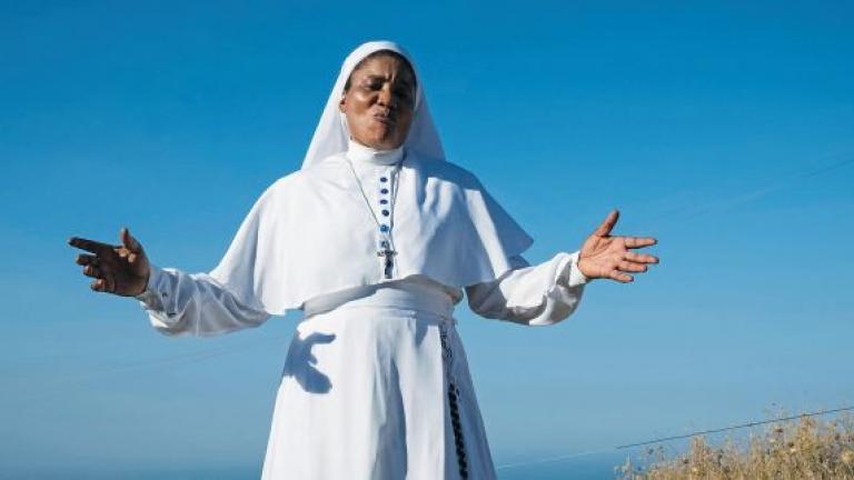 Ξόρκια «προφήτισσας» για να ξεφύγουν οι γυναίκες από τους προαγωγούς τους