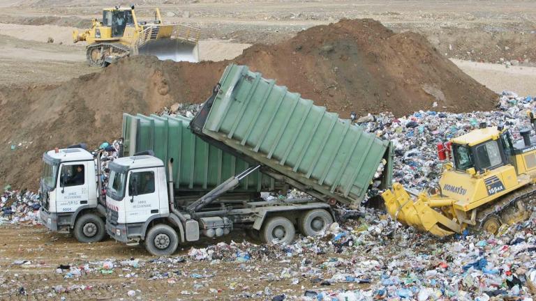 150 εκατ. ευρώ στην Περιφέρεια Αττικής για τα σκουπίδια! 