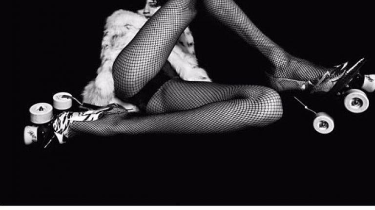 YSL: Να αποσύρει τις αφίσες "που απαξιώνουν" τη γυναίκα