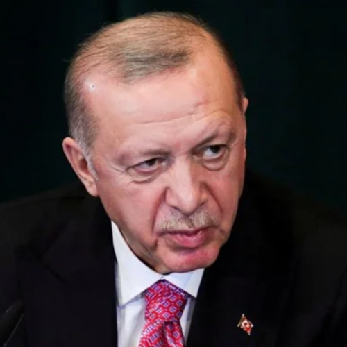 Der Spiegel για Ερντογάν: Το παρακάνει, συμπεριφέρεται σαν διπλός πράκτορας