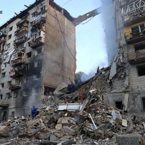 Κίεβο: Τουλάχιστον 14 νεκροί και 44 τραυματίες στα νυχτερινά πλήγματα της Ρωσίας