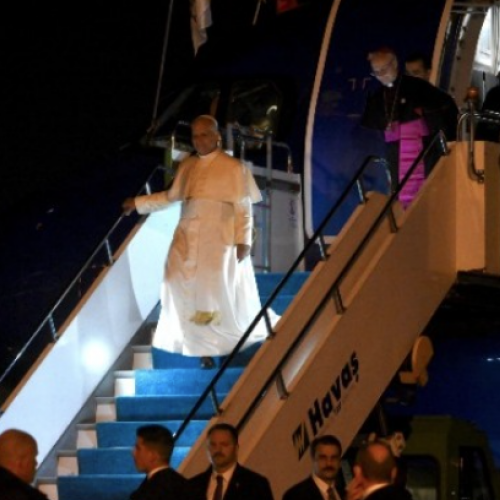 Στην Κωνσταντινούπολη ο Πάπας Λέων ΙΔ'