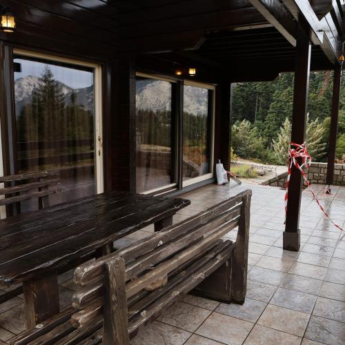 ΓΙΑΝΝΗς ΛΑΛΑΣ ΣΑΛΕ