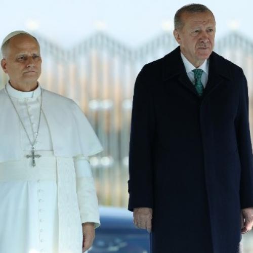 ΕΡΝΤΟΓΑΝ ΠΑΠΑΣ ΛΕΩΝ