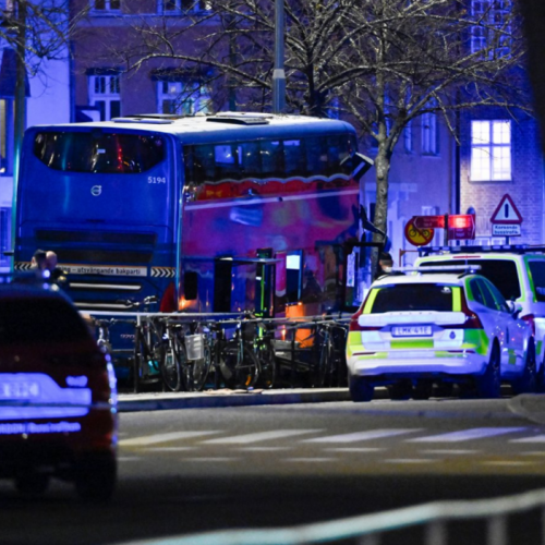 Στοκχόλμη: Λεωφορείο έπεσε πάνω σε στάση - Πληροφορίες για τουλάχιστον 3 νεκρούς και πολλούς τραυματίες