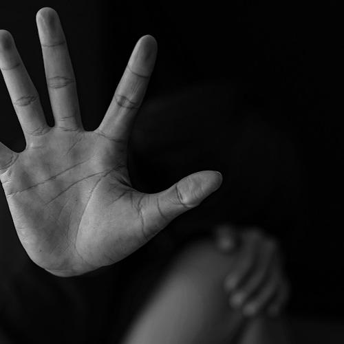 Ενδοοικογενειακή βία