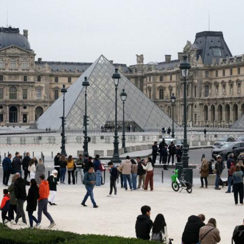 louvre