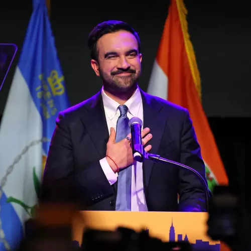 ΗΠΑ: Ιστορική νίκη του Ζοράν Μαμντάνι στη Νέα Υόρκη - Ο πρώτος μουσουλμάνος δήμαρχος