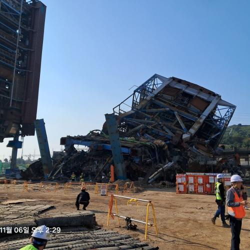 Νότια Κορέα: Κατάρρευση κατασκευής σε ηλεκτροπαραγωγικό σταθμό – Επτά παγιδευμένοι