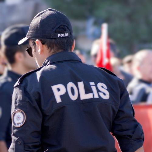 τουρκικη αστυνομια
