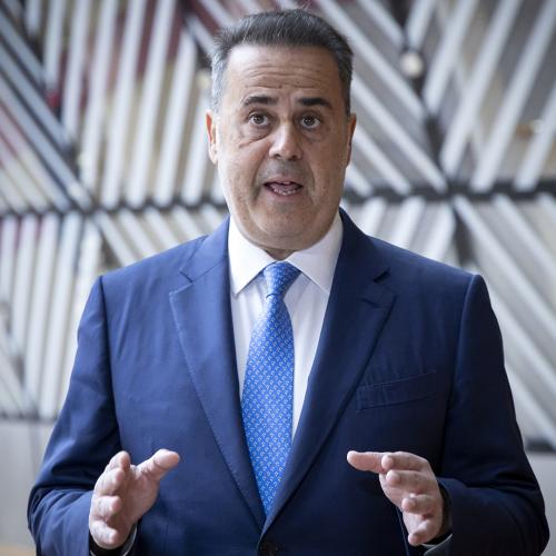 παπασταυρου 