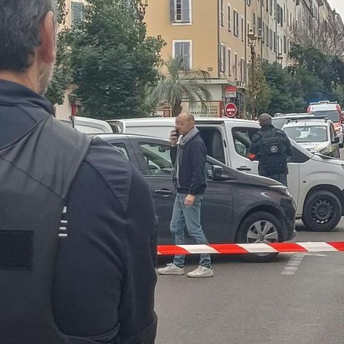 Κορσική: Αστυνομικοί πυροβόλησαν 26χρονο που απειλούσε περαστικούς με μαχαίρι