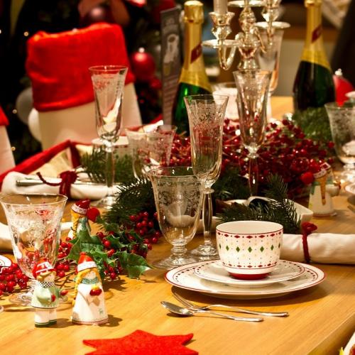 χριστουγεννιατικο τραπεζι