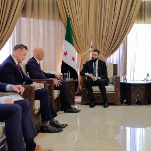 τομ μπαρακ και τζολανι