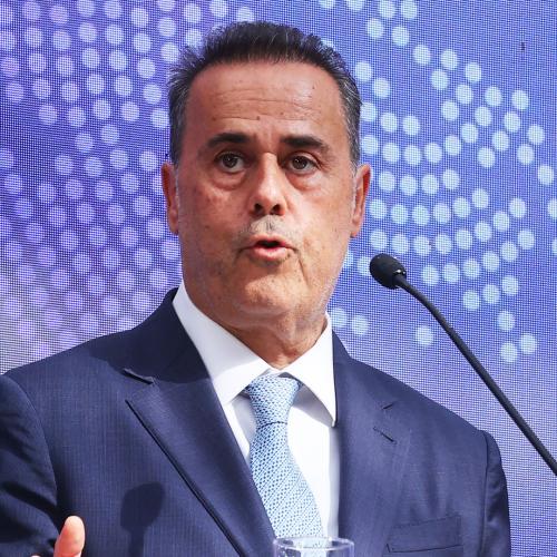 παπασταυρου 