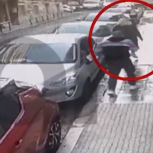 Κυψέλη: Ασύλληπτος παραμένει ο 64χρονος που αποπειράθηκε να βιάσει γυναίκα ΑμΕΑ 