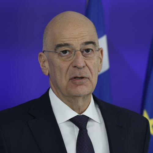 νικος δενδιας