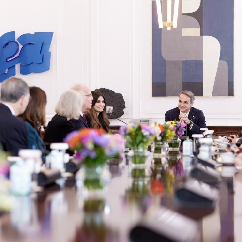 μητσοτακης και εκπροσωποι γερουσιας 