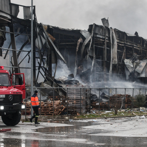 «Βιολάντα»: Την Τρίτη η απολογία του ιδιοκτήτη — «Ωρολογιακή βόμβα» το υπόγειο του εργοστασίου