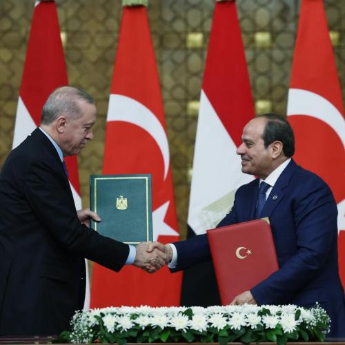 Συνάντηση Ερντογάν-Σίσι στο Κάιρο: Στο επίκεντρο Λιβύη, Παλαιστινιακό και οικονομική συνεργασία 