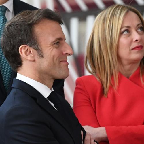 Διπλωματική σύγκρουση Μελόνι–Μακρόν μετά τη δολοφονία 23χρονου ακτιβιστή στη Λυών