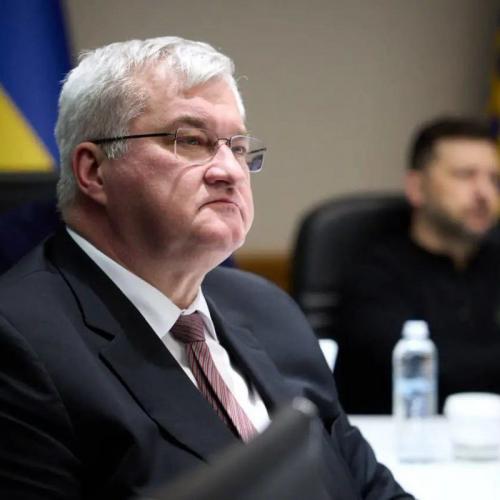 Ουκρανός ΥΠΕΞ: «Μόνο ο Τραμπ μπορεί να σταματήσει τον πόλεμο»