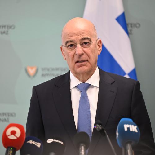 νικος δενδιας