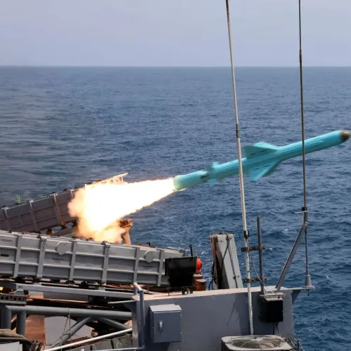 Ισραήλ: Χτυπήθηκε αρχηγείο του ναυτικού των Φρουρών της Επανάστασης στην Τεχεράνη