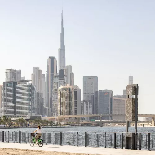 Ντουμπάι: Τι κάνουν οι υπερπλούσιοι για να γλυτώσουν από τους ιρανικούς πυραύλους