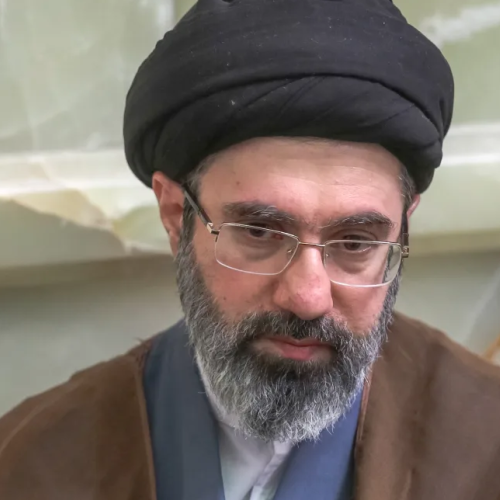 Ευθείες απειλές Ισραήλ κατά Μοτζτάμπα Χαμενεΐ: «Θα τον κυνηγήσουμε και θα τον εξουδετερώσουμε» 