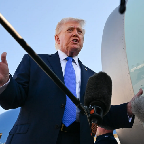 Πόλεμος στο Ιράν: Από τα τελεσίγραφα στις διαπραγματεύσεις, ο Τραμπ αναζητά διέξοδο από την κρίση