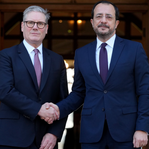 Telegraph: Η Λευκωσία ζητά νέες εγγυήσεις ασφαλείας από τη Βρετανία μετά την επίθεση στο Ακρωτήρι