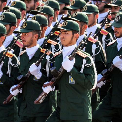 φρουροι της επαναστασης