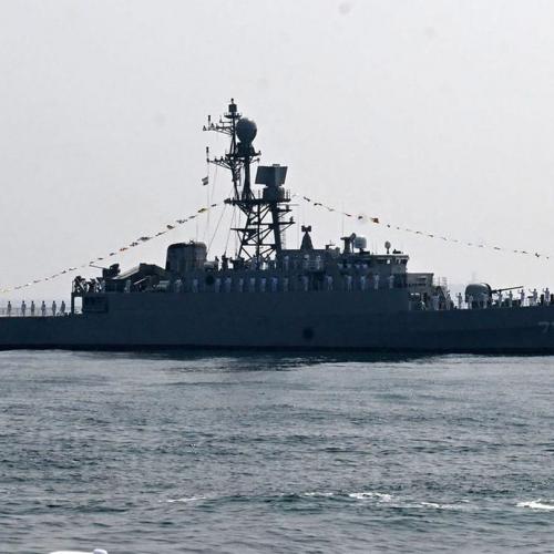 φρεγατα dena ιραν