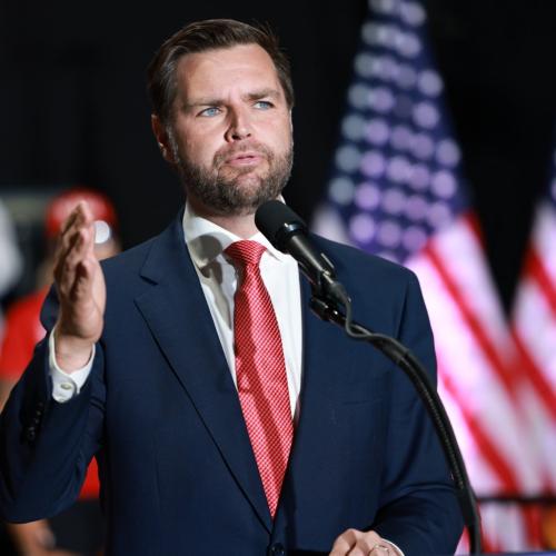 Βανς: Οι ΗΠΑ δεν θα παραμείνουν για πολύ στο Ιράν – Οι τιμές της βενζίνης θα ξαναπέσουν σύντομα