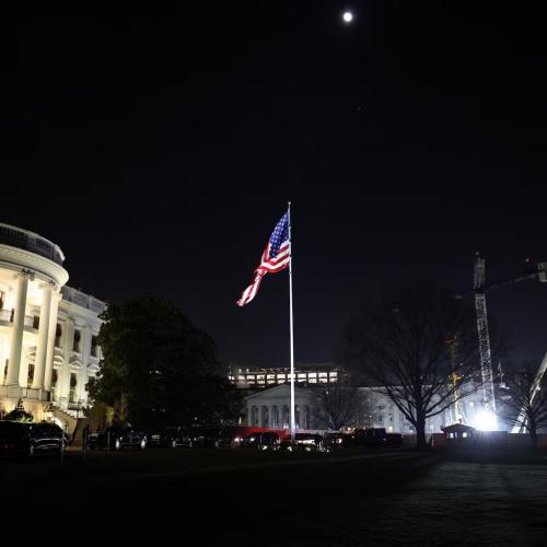 λευκος οικος